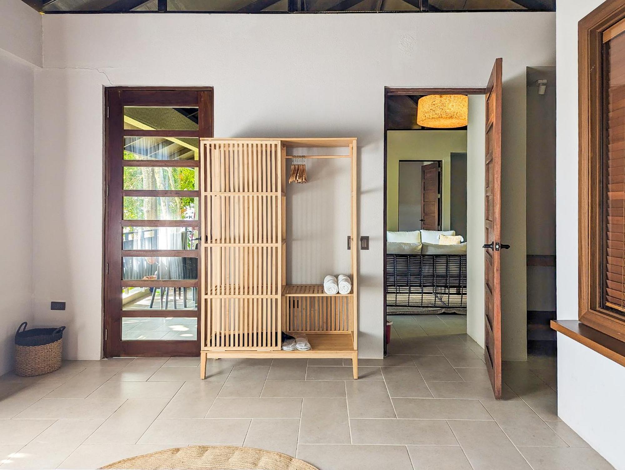Perch El Nido'S Seaview Villas Overlooking Marimegmeg Exterior photo