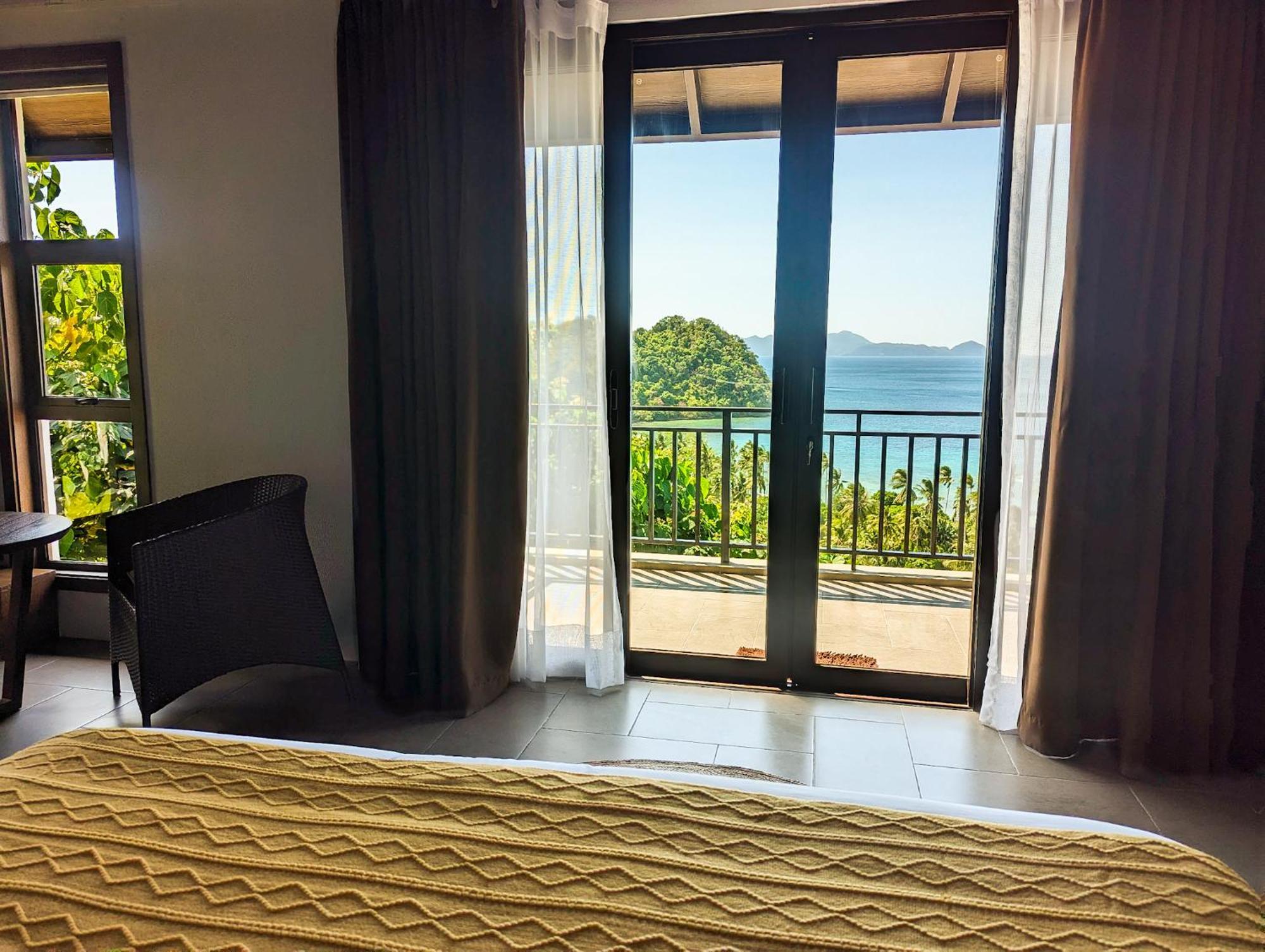 Perch El Nido'S Seaview Villas Overlooking Marimegmeg Exterior photo